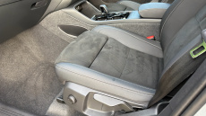 Volvo XC40 2.0 B3P Plus Dark 5dr Auto Petrol Estate